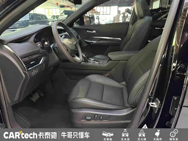 Cadillac XT4 — Фото автомобиля 17