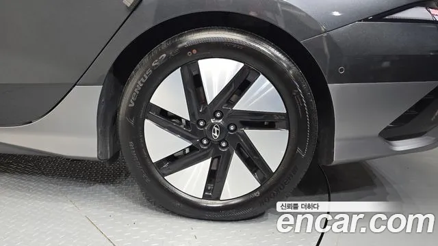 Hyundai Ioniq6 Ioniq 6 Long Range — Фото автомобиля 5