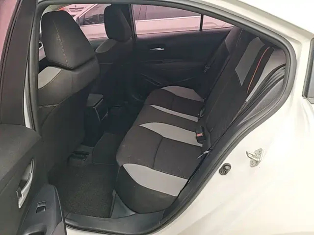 Toyota Corolla — Фото автомобиля 16