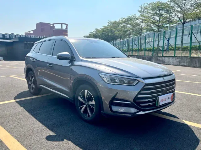BYD Song Pro — Фото автомобиля 3