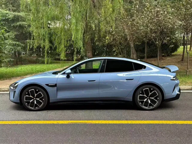 Xiaomi SU7 — Фото автомобиля 3