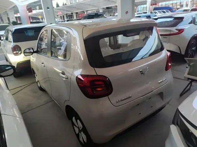 Wuling Hongguang Mini EV — Фото автомобиля 4