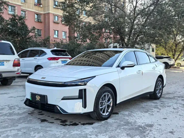 Geely Galaxy L6 — Фото автомобиля 3