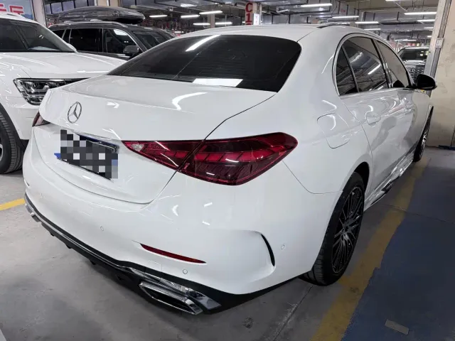 Mercedes-Benz C-Class — Фото автомобиля 19