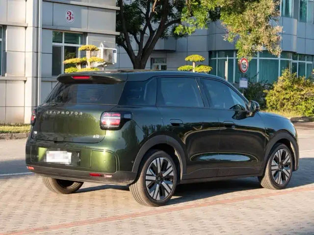 Leapmotor A10 — Фото автомобиля 3