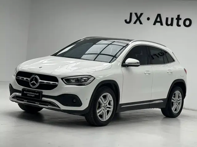 Фотография автомобиля — Mercedes-Benz GLA-Class