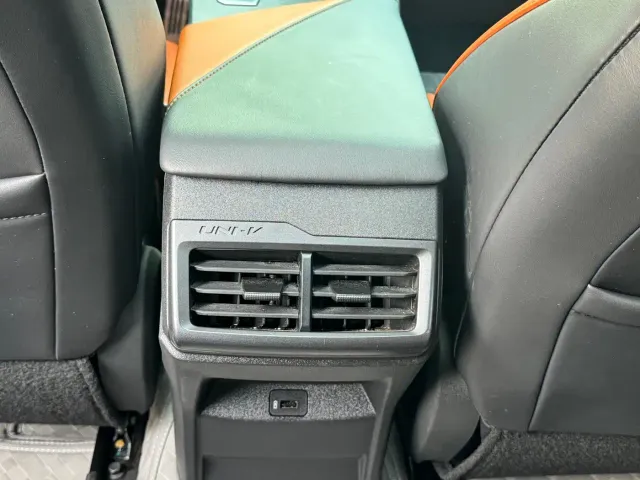 Changan Changan UNI-V 2023 1.5T Sport Edition — Фото автомобиля 20
