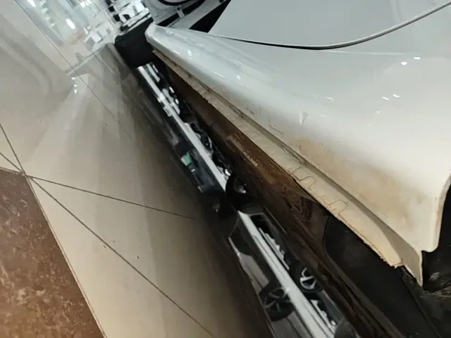 Roewe i5 — Фото автомобиля 21
