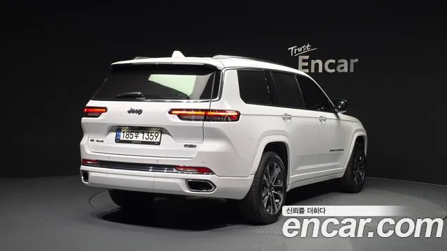 Jeep Cherokee Grand Cherokee(WL) L 3.6 Overland — Фото автомобиля 2