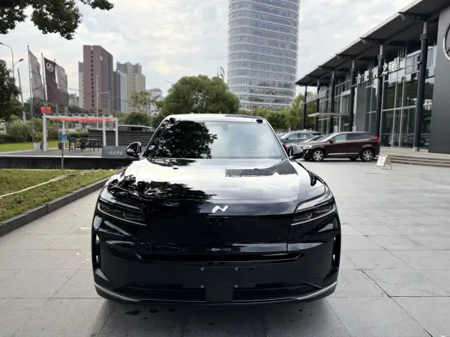 Onvo L90 — Фото автомобиля 3