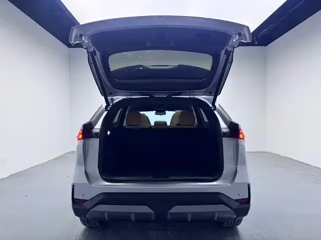 Geely Galaxy L7 — Фото автомобиля 16