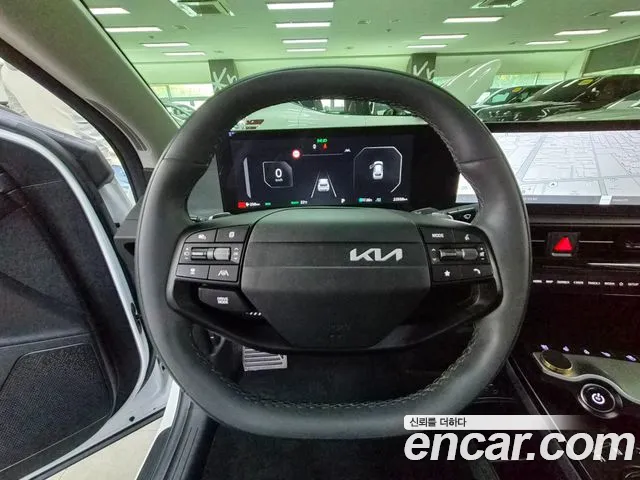 Kia EV6 New — Фото автомобиля 3