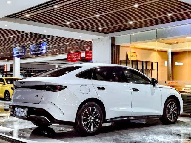 BYD Seal 06 — Фото автомобиля 17
