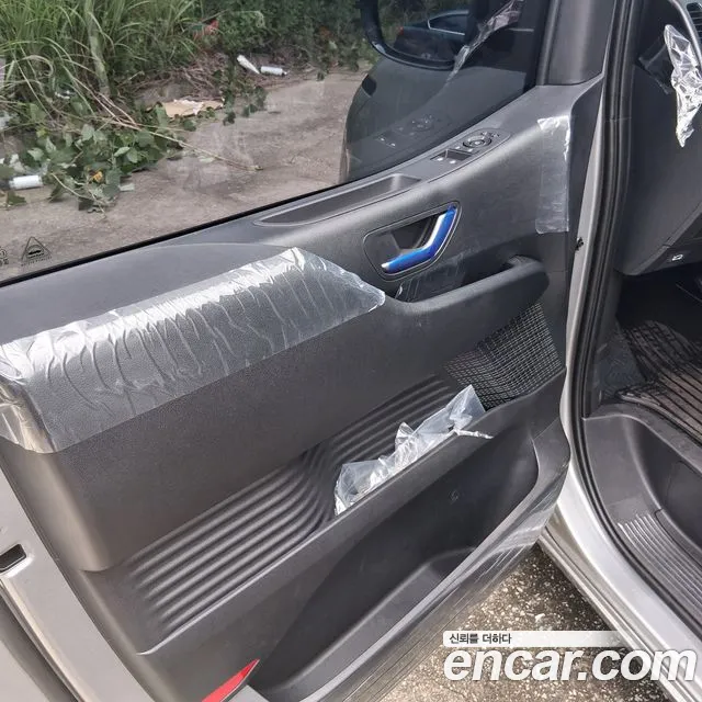 Hyundai Staria Staria (New) — Фото автомобиля 16