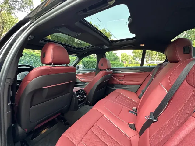 BMW 5 Series — Фото автомобиля 9
