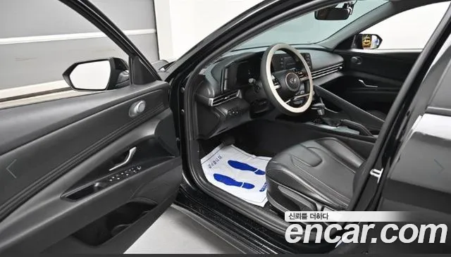 Hyundai Avante CN7 — Фото автомобиля 10
