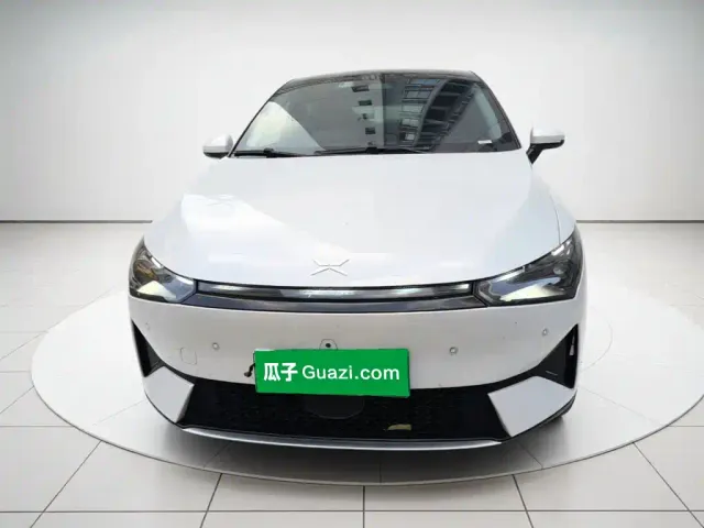 Xpeng P5 — Фото автомобиля 22