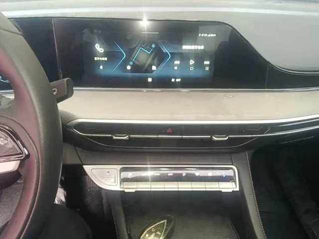 Changan Eado — Фото автомобиля 8
