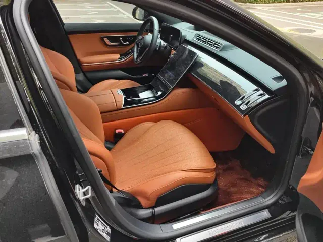 Mercedes-Benz S-Class — Фото автомобиля 8