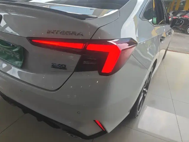 Honda Integra — Фото автомобиля 7