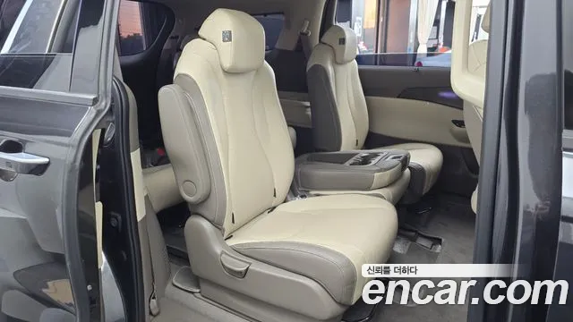 Kia Carnival 4th Gen — Фото автомобиля 17