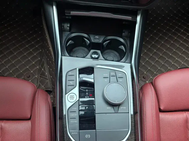 BMW 3 Series — Фото автомобиля 8