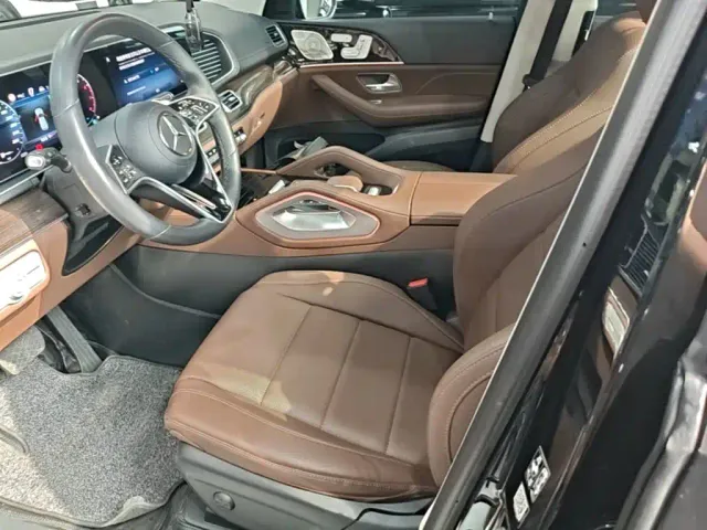Mercedes-Benz GLE-Class — Фото автомобиля 14