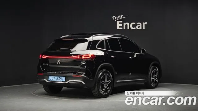 Mercedes-Benz EQA H243 — Фото автомобиля 2