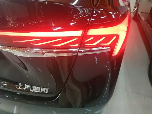 Buick LaCrosse — Фото автомобиля 7