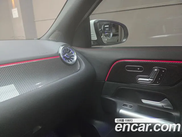 Mercedes-Benz GLA-Class — Фото автомобиля 10