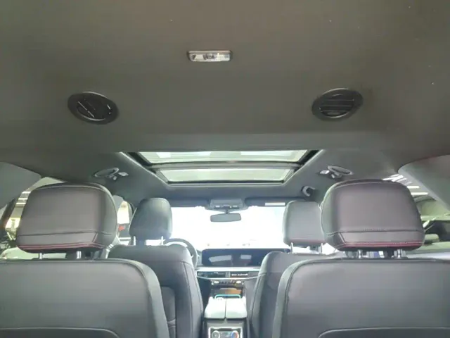 Ford Explorer — Фото автомобиля 17