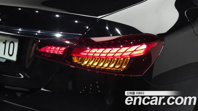 Mercedes-Benz E-Class W213 — Фото автомобиля 8