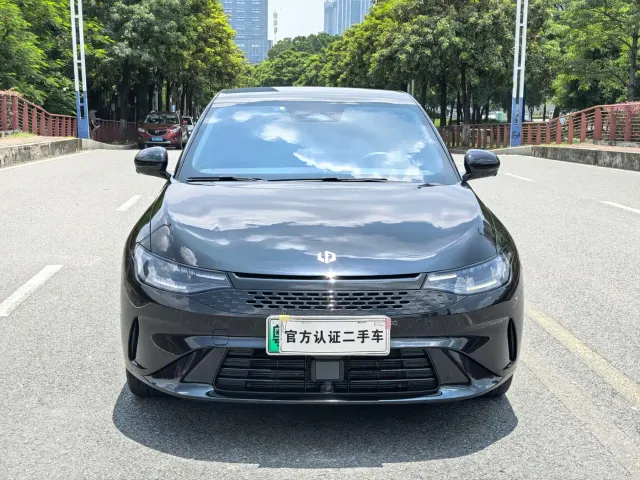 Leapmotor C01 — Фото автомобиля 2