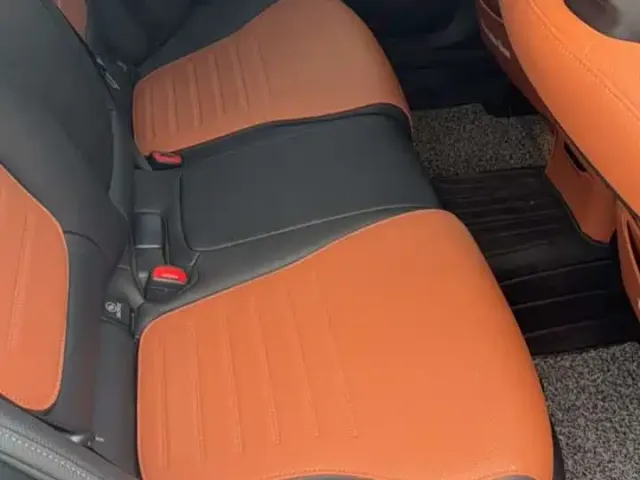 Mercedes-Benz C-Class — Фото автомобиля 6