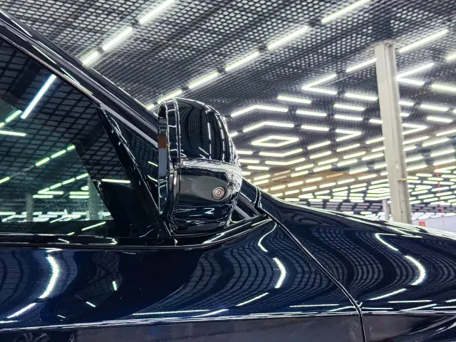 BMW iX3 — Фото автомобиля 4
