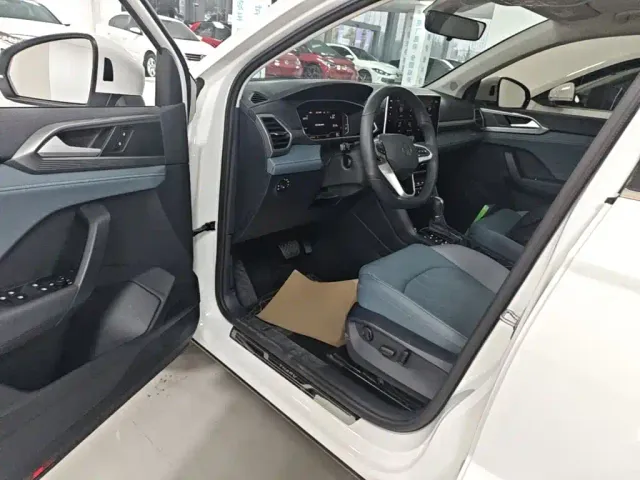 Volkswagen Tharu — Фото автомобиля 15