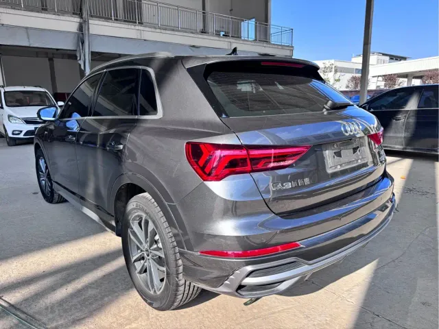 Audi Q3 — Фото автомобиля 4