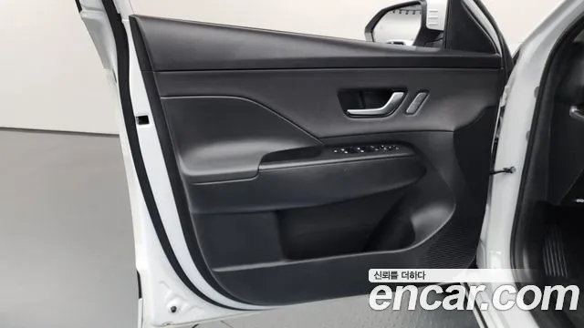 Hyundai Kona SX2 — Фото автомобиля 24