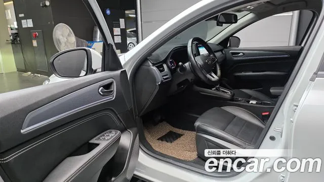 Renault Korea XM3 — Фото автомобиля 10