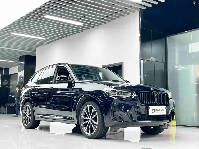 BMW X3 — Фото автомобиля 3
