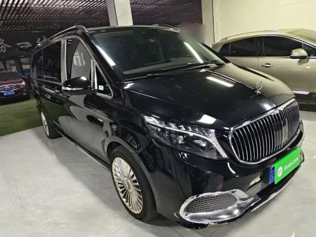 Mercedes-Benz V-Class — Фото автомобиля 3