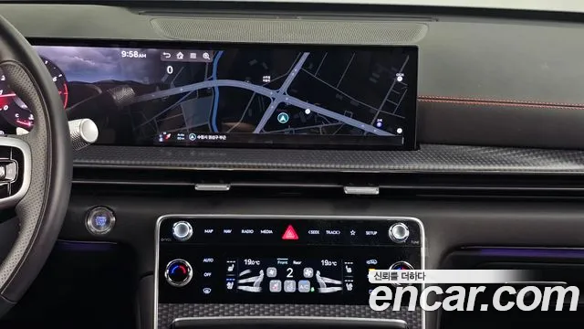 Genesis GV80 — Фото автомобиля 13