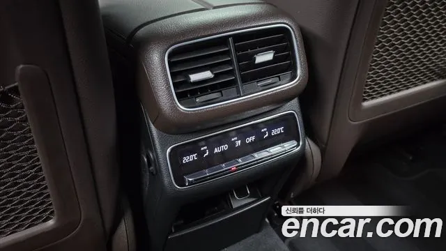 Mercedes-Benz GLE-Class — Фото автомобиля 30