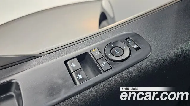 Hyundai Staria Новый Staria L3.5 Карго 3 места — Фото автомобиля 18