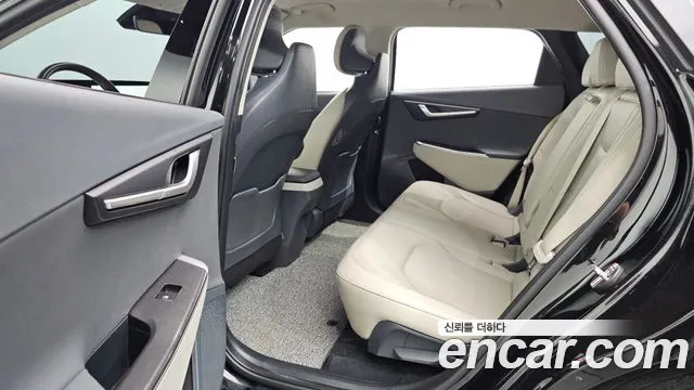 Kia EV6 — Фото автомобиля 18