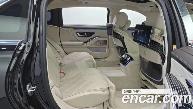 Mercedes-Benz S-Class — Фото автомобиля 9