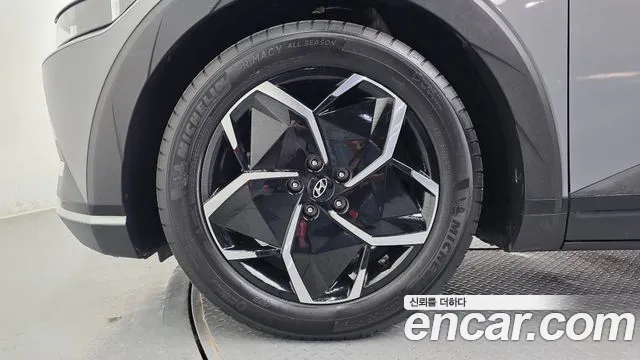 Hyundai Ioniq 5 — Фото автомобиля 5