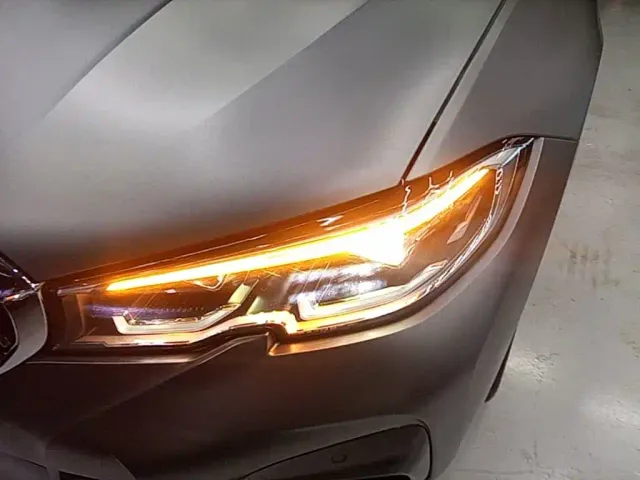 BMW 3 Series — Фото автомобиля 23
