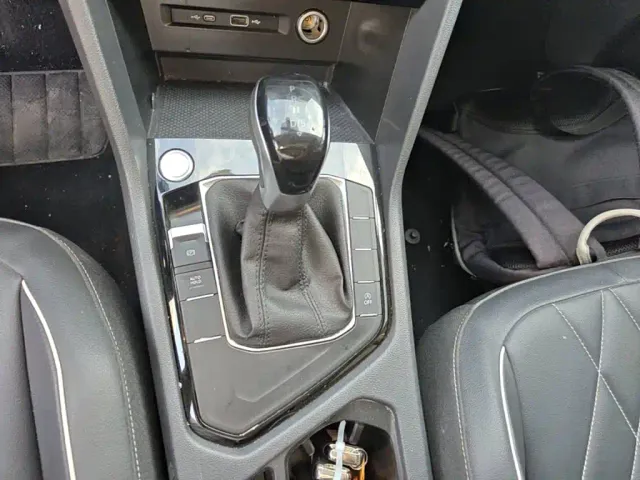 Volkswagen Tiguan L — Фото автомобиля 13
