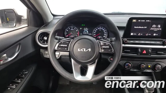 Kia K3 Generation 2 — Фото автомобиля 12